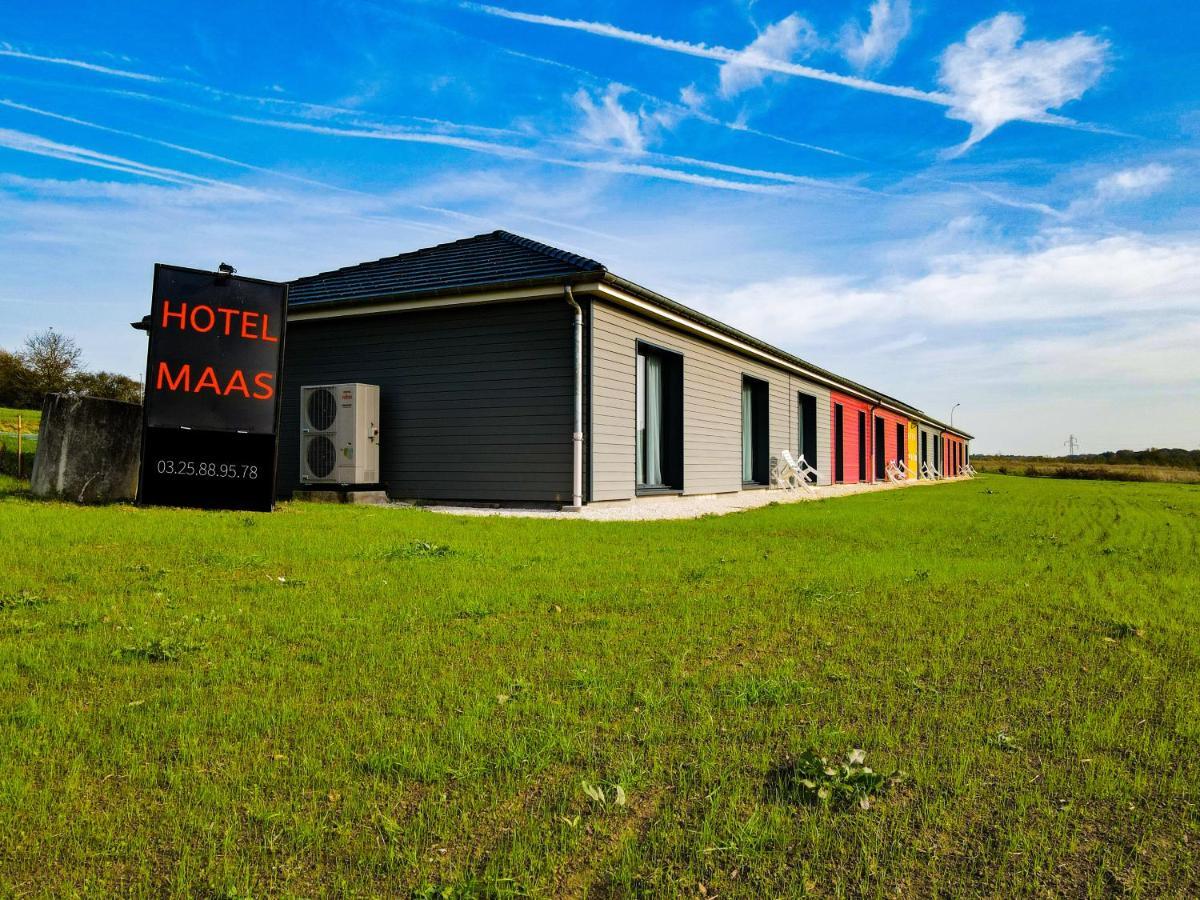 Hotel Maas مونتيني لو روا المظهر الخارجي الصورة